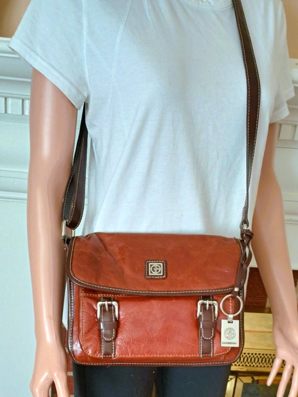 Giani Bernini Vtg Brown Leather Crossbody Flap Over Bag Adjustable Strap